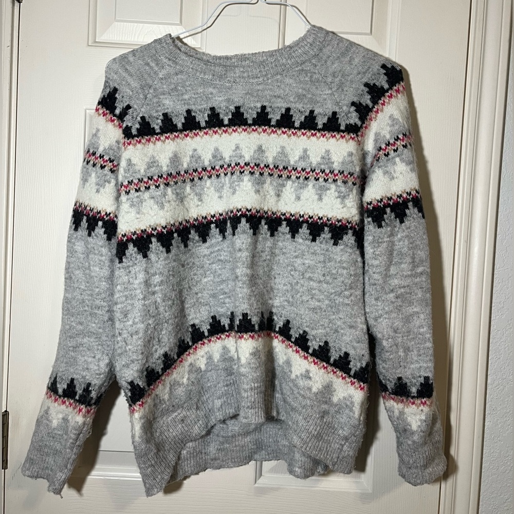 Grey Pattern Sweater - image 1